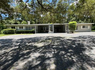1108 E Beresford Ave, Deland, FL 32724