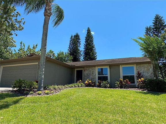 2nd image of 1687 Spottswood Cir
