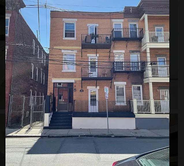 59 Lubec St #6 — Photo 1