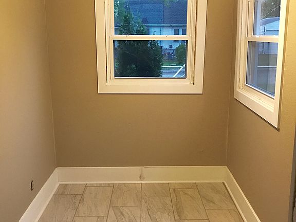 Mud Room, new tile, painting