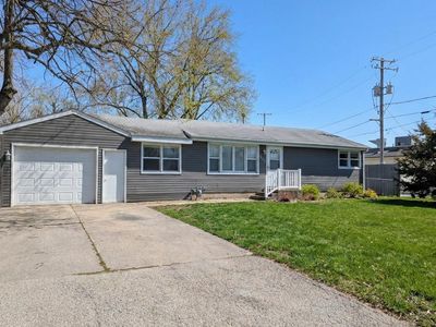 530 Wilshire Dr, Machesney Park, IL, 61115