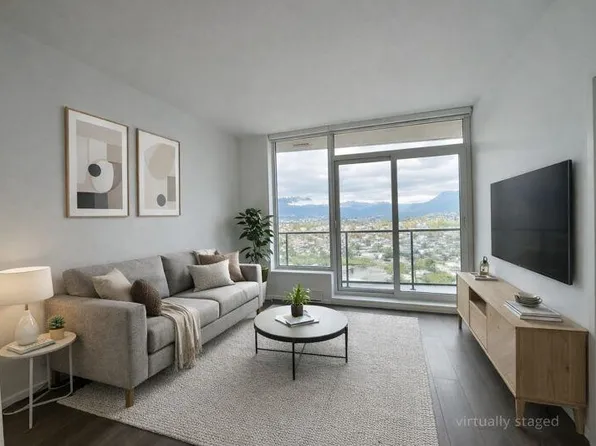 4650 Brentwood Blvd #1908, Burnaby, BC V5C 0M3