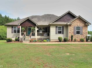 612 Hillcrest Rd, Hogansville, GA 30230