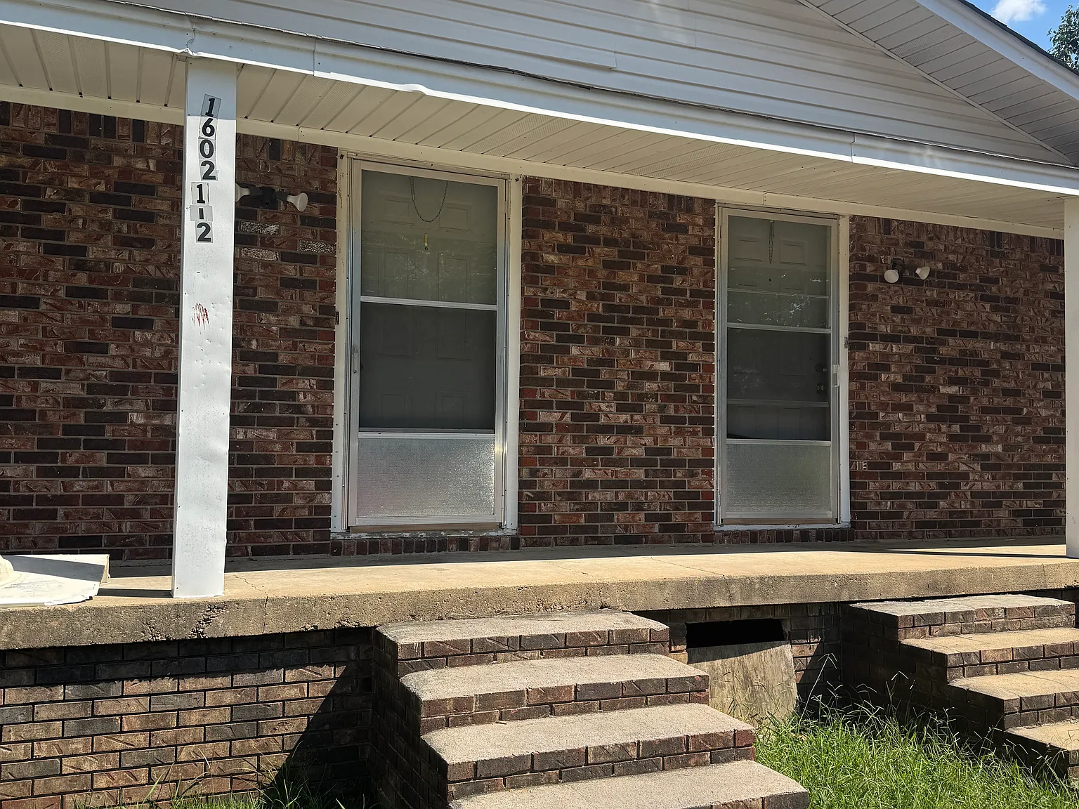 2 bed, $850 — Photo 1