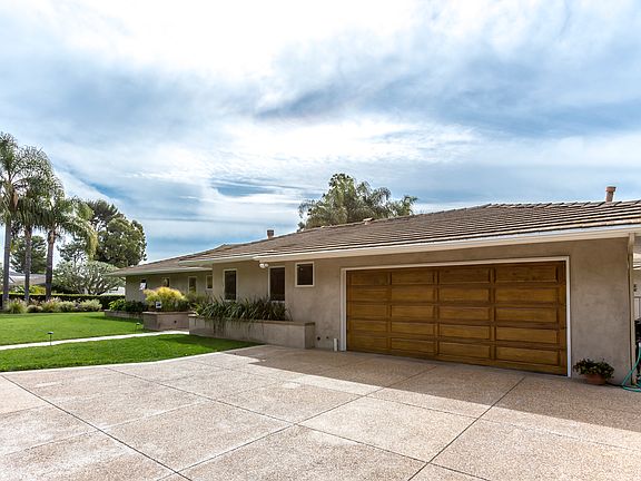 2nd image of 3228 Parkhurst Dr