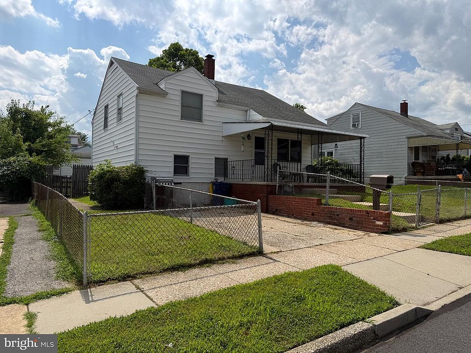 1st image of 1344 Forrest St