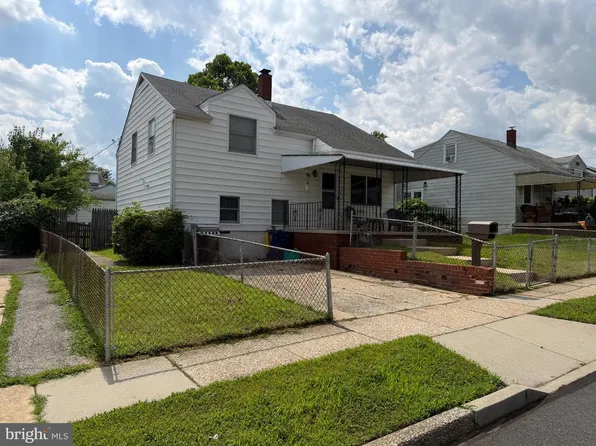 1344 Forrest St, Trainer, PA 19061