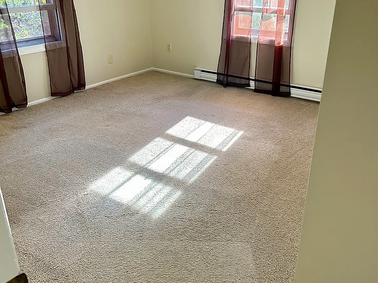 325 Ashland Ave #3 — Photo 4