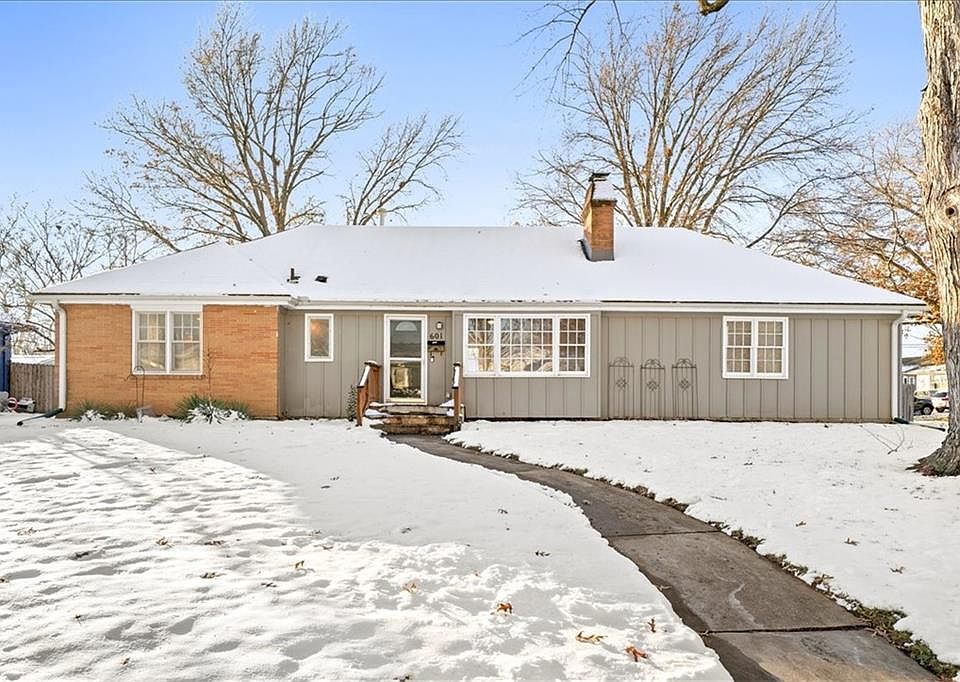 1st image of 601 S Honeysuckle Dr