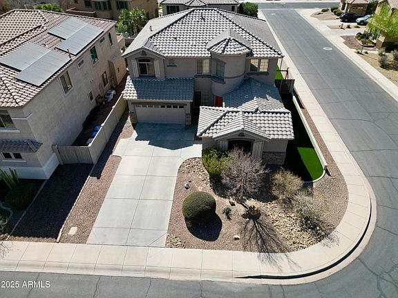 3rd image of 2811 W GLENHAVEN Drive