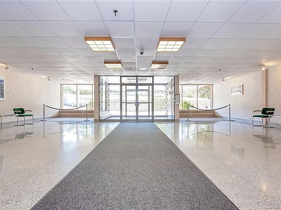 3rd image of 377 N Broadway APT 206