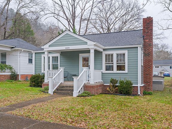 4th image of 1609 W 51st St