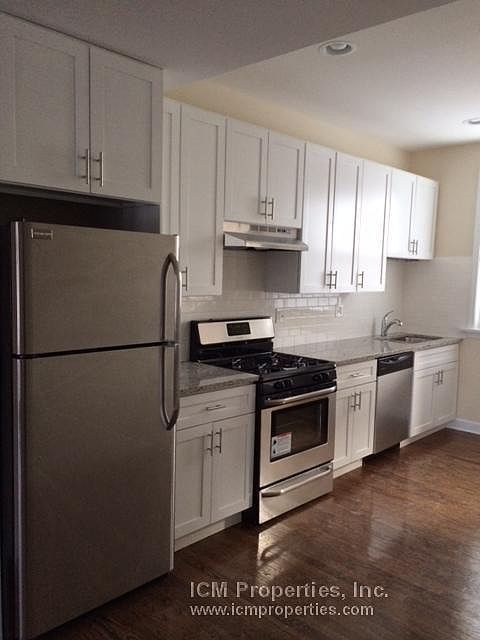 1st image of 1821 W Leland Ave #2A