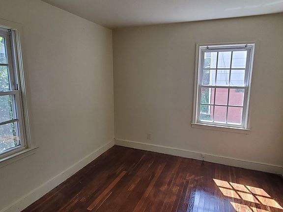 4th image of 615 Julian St