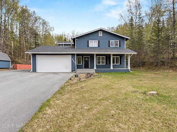 2nd image of 3251 N Banner Way