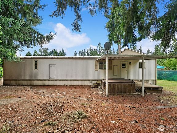 2nd image of 11506 204th Avenue E