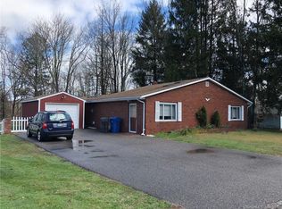 23 Starr Rd, Uncasville, CT 06382