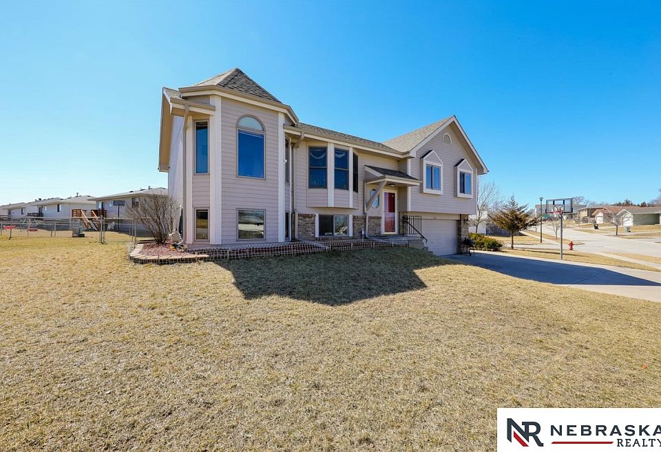 1st image of 5271 W Redberry Ln