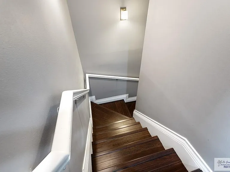 7180 Dominica Dr — Photo 17