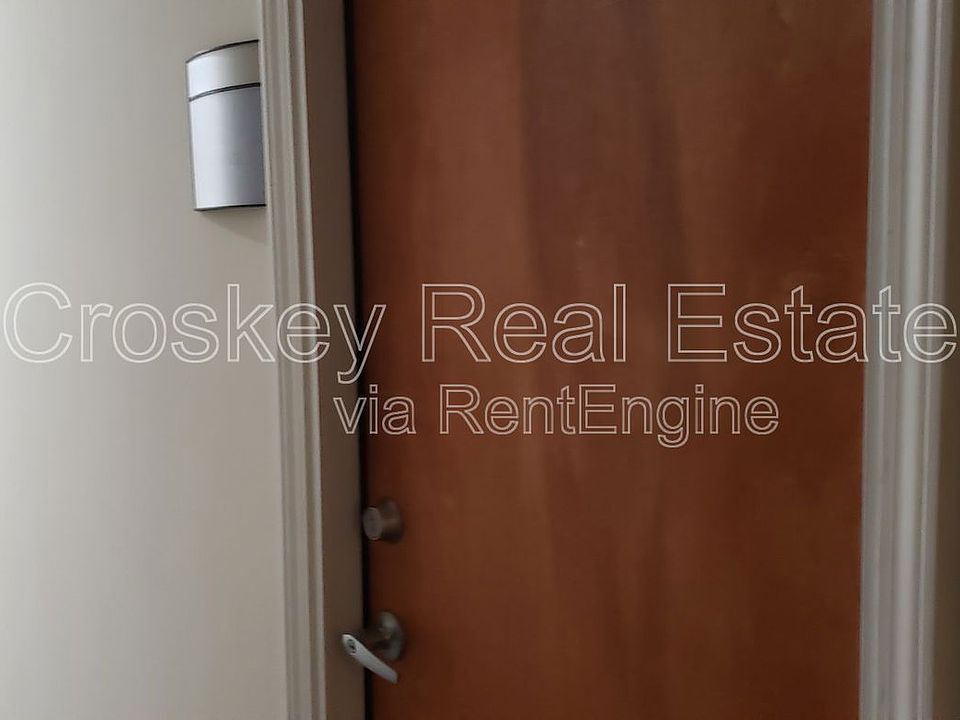 2nd image of 2006 A St Suite 209