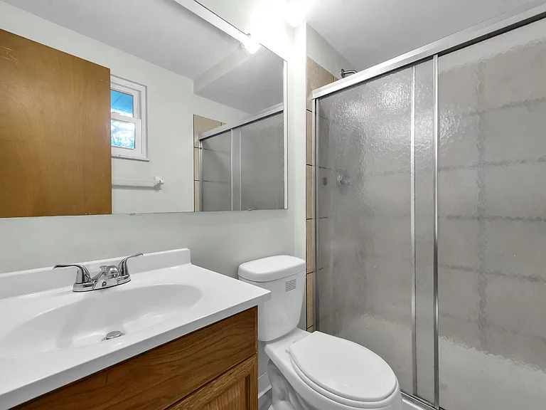 2032 Northcliff Dr — Photo 12