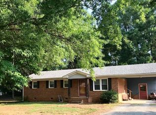 303 Stratford Rd, Lexington, NC 27292