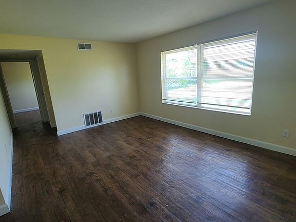 2nd image of 1505 Hobson Dr #1504-07