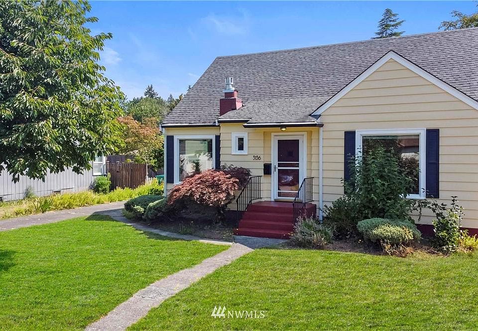 1st image of 3136 Pear St SE