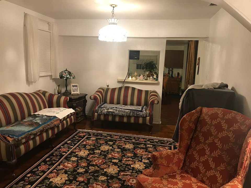 2nd image of 3018 Chisholm Trl