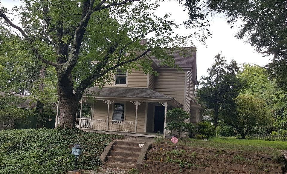 1st image of 1011 Haywood St