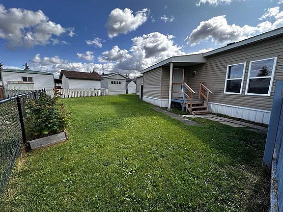 2nd image of 5344 76th St #212