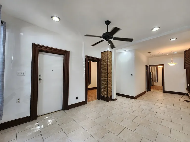 1619 S Loomis St #1R — Photo 11