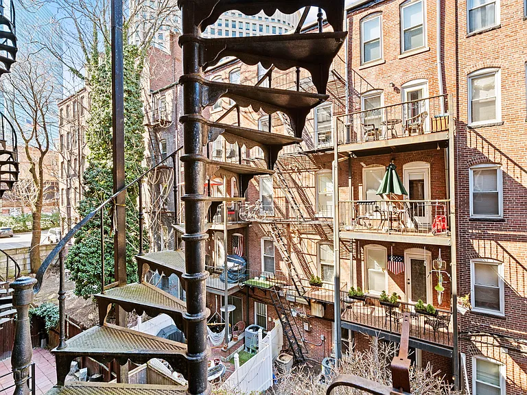 19 Cortes St #3 — Photo 15