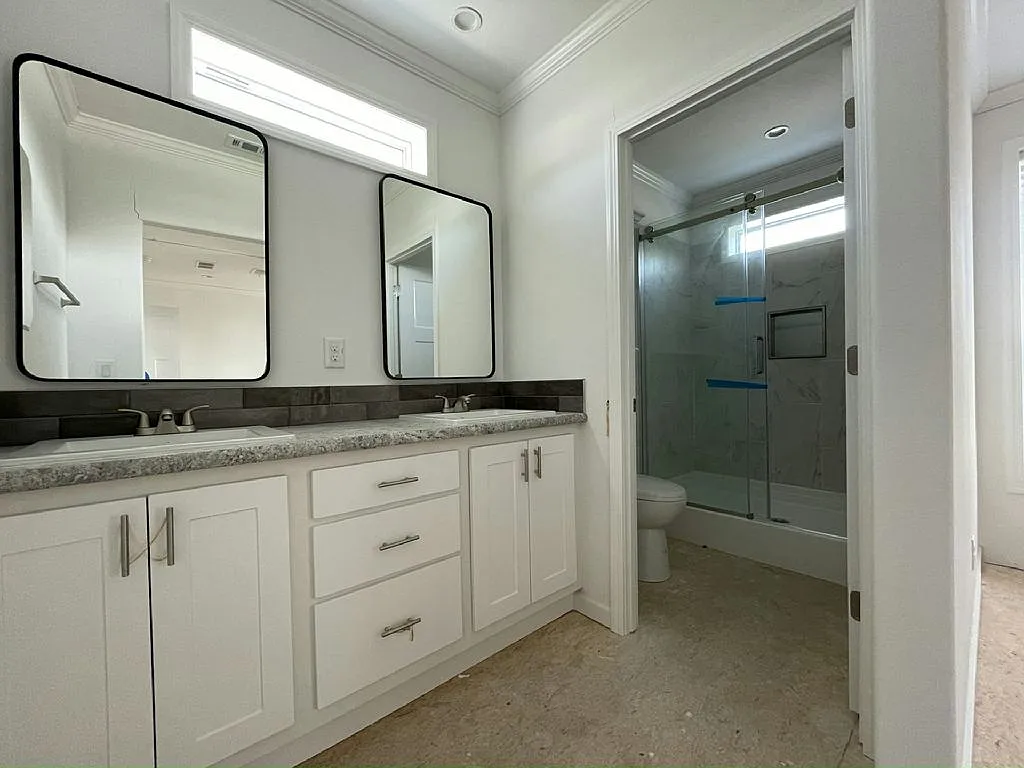 3 bed, 2.0 bath, 1356 sqft, $1,799 — Photo 4