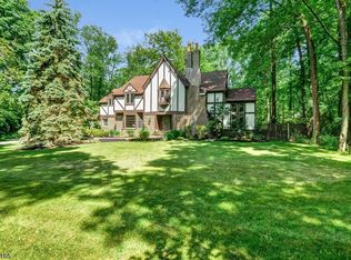 3 Campbells Brook Rd, Whitehouse Station, NJ 08889