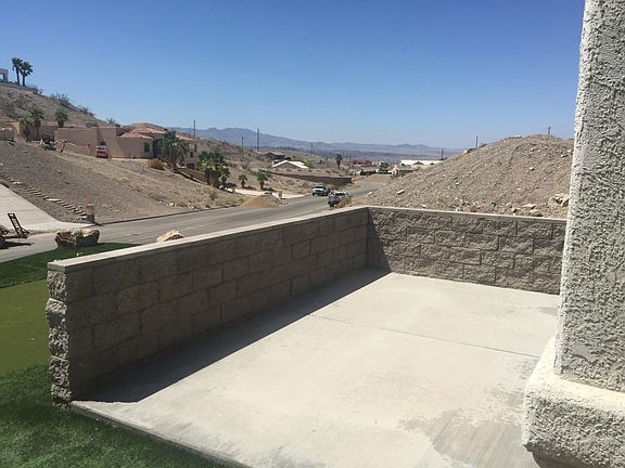 4th image of 3275 Crestview Dr