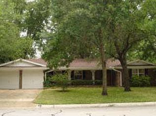 1967 Downey Dr, Fort Worth, TX 76112