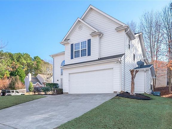 4th image of 3490 Parkbrooke Ln