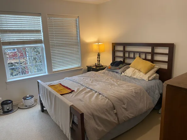 851 NE Caden Ave, Hillsboro, OR 97124