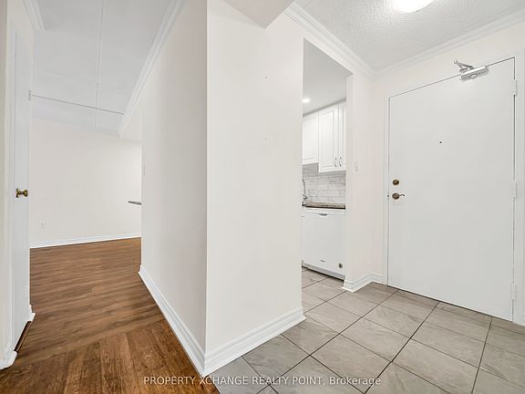 5th image of 1535 Diefenbaker Ct #109