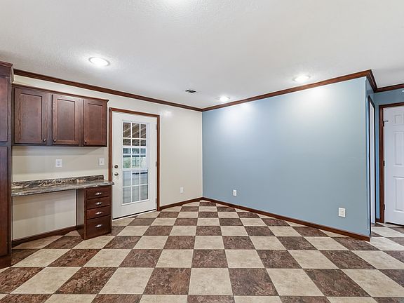 5th image of 17223 Oak Trace Rd