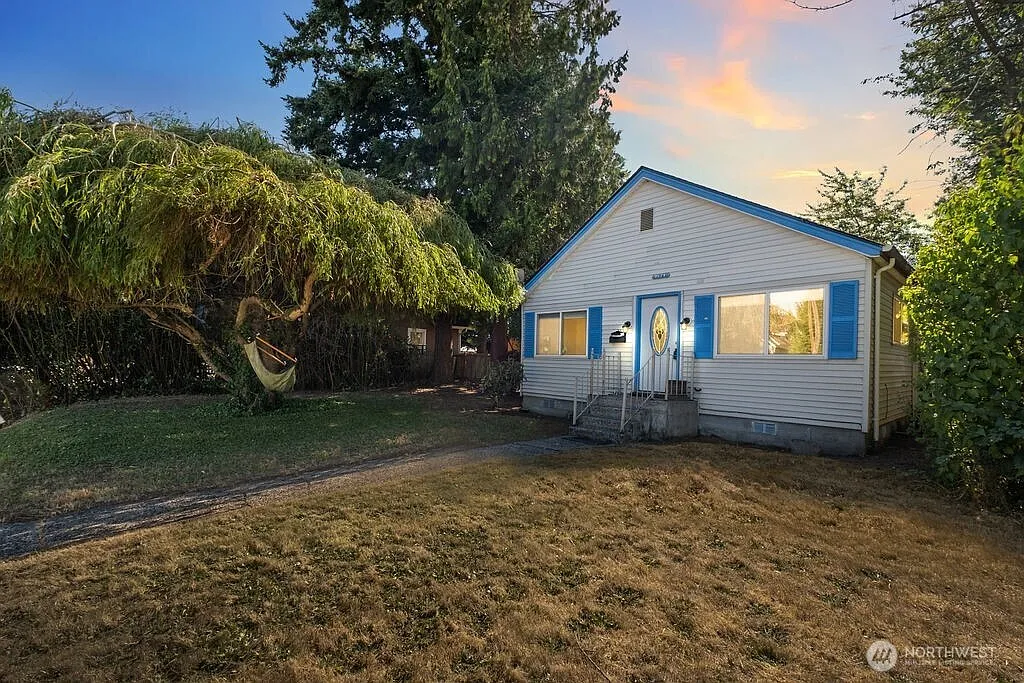 3578 E F Street photo 1