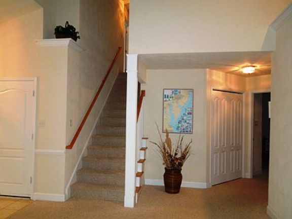 3rd image of 116 Saratoga Pl