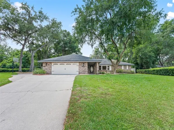33005 Joel Ct, Leesburg, FL 34788