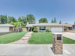 8585 Limestone Dr, Riverside, CA 92504