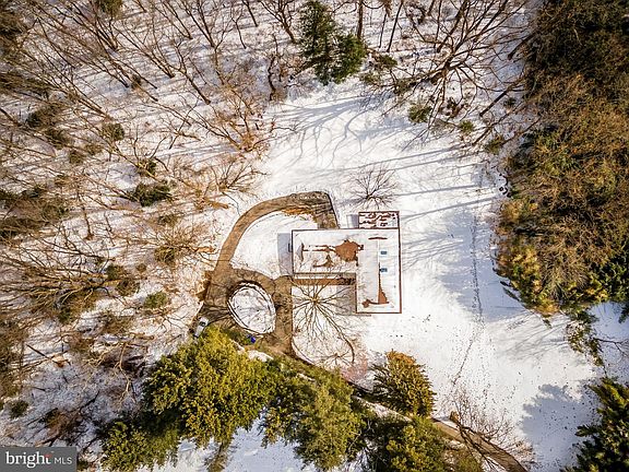 2nd image of 5323 Sweet Air Rd