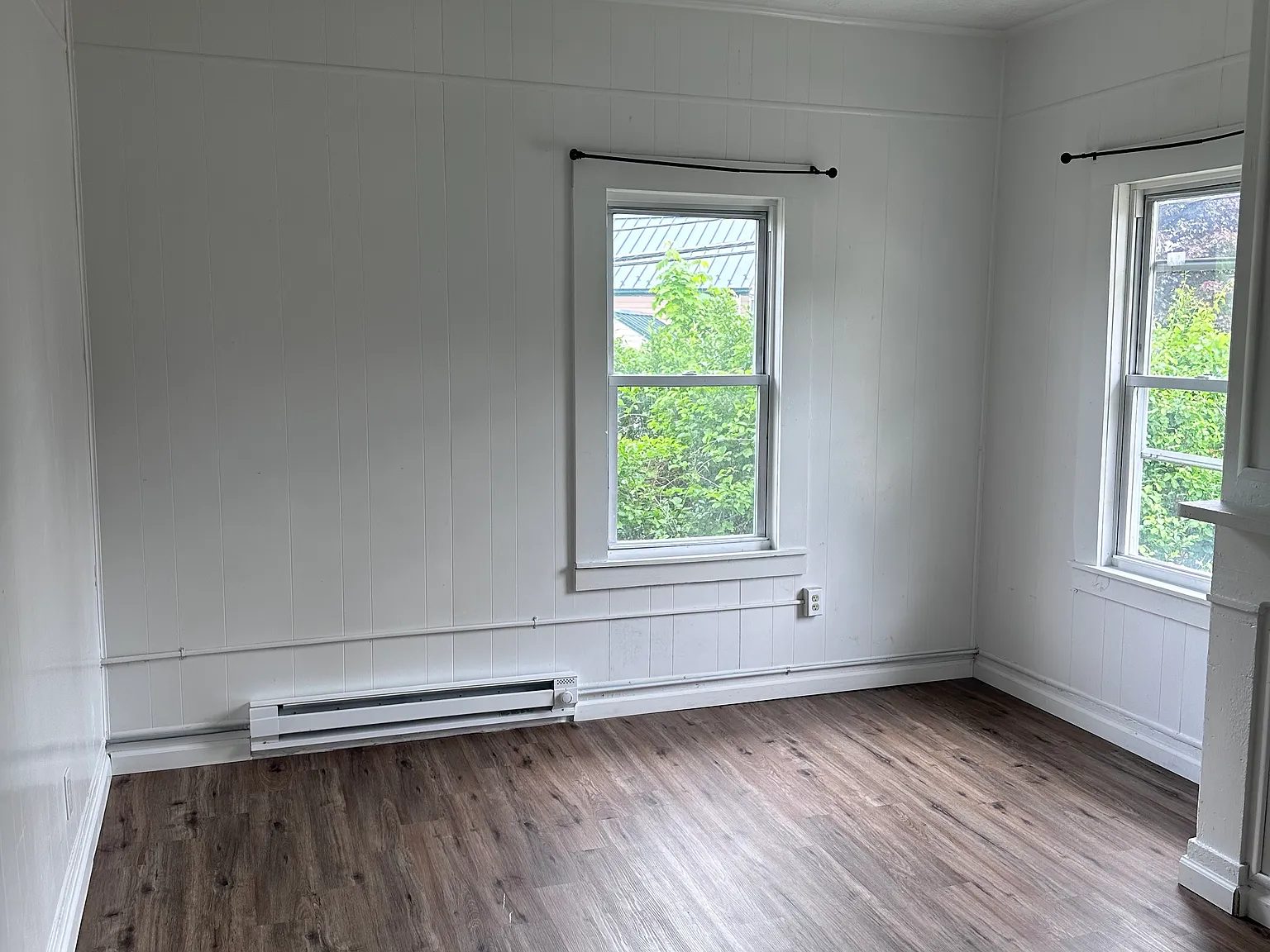 61 Mountain St — Photo 2