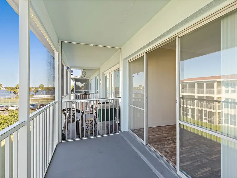 719 S Beach St #314B — Photo 26