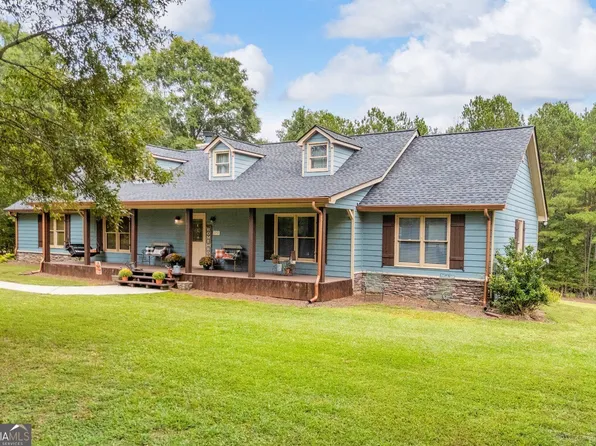532 Bill Watkins Rd, Hoschton, GA 30548