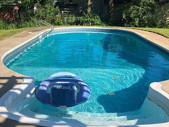 Inground pool and pergola!